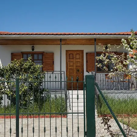 Mallos Holiday home *