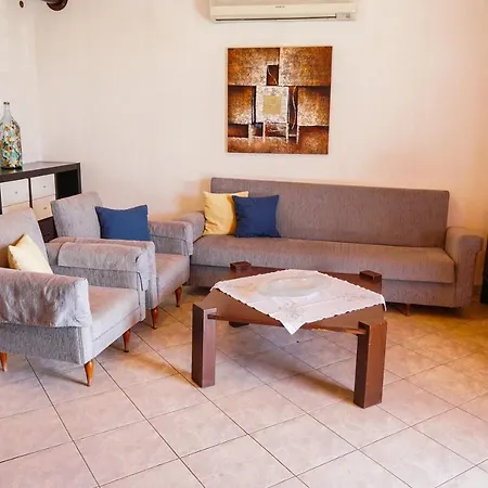 Holiday home Mallos *